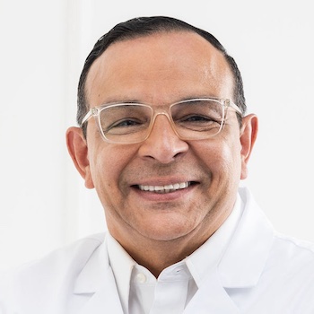 Dr. Yader Sandoval Hidalgo - Especialista en Medicina Materno Fetal - Hospital Clínica Bíblica