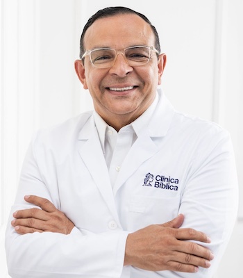 Dr. Yader Sandoval Hidalgo - Especialista en Ginecología y Obstetricia - Hospital Clínica Bíblica