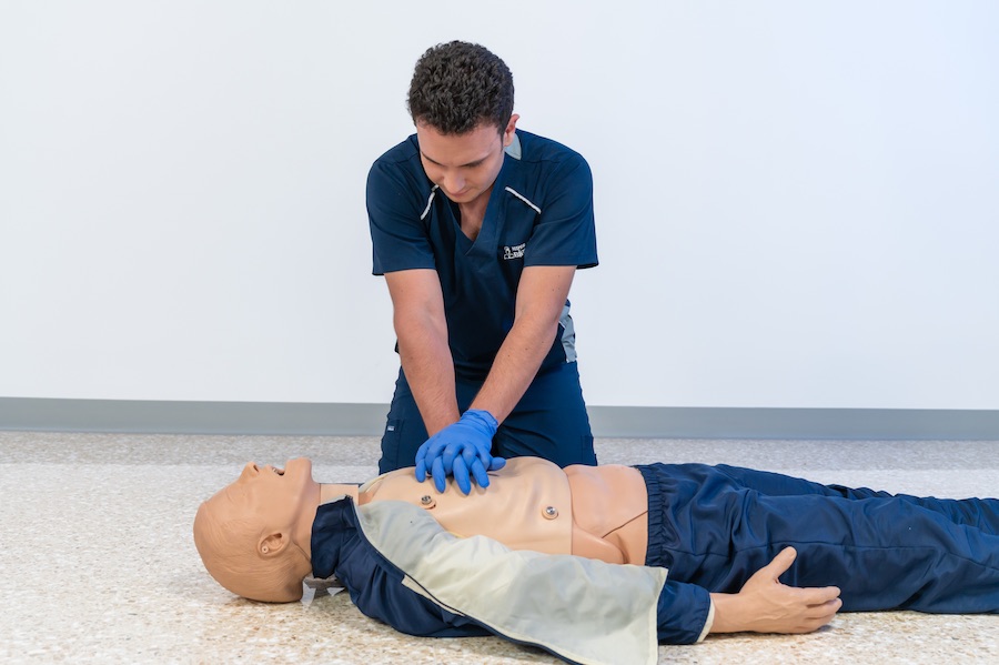 Curso de Reanimación Cardio Pulmonar (RCP) -  Hospital Clínica Bíblica